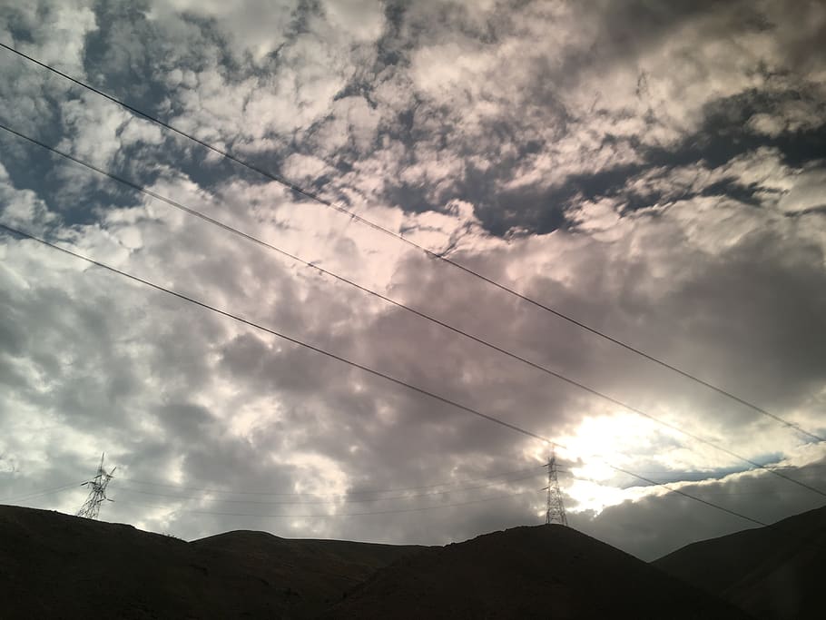 mi sono imbattuto, tehran, nuvola - cielo, cielo, bellezza nella natura, Inquadratura dal basso, cavo, scenics - natura, natura, montagna, silhouette, elettricità, scena tranquilla, la tranquillità, linea elettrica, nessuno, all'aperto, idilliaco, scena non urbana, ambiente, tramonto, Alimentazione elettrica, 4K