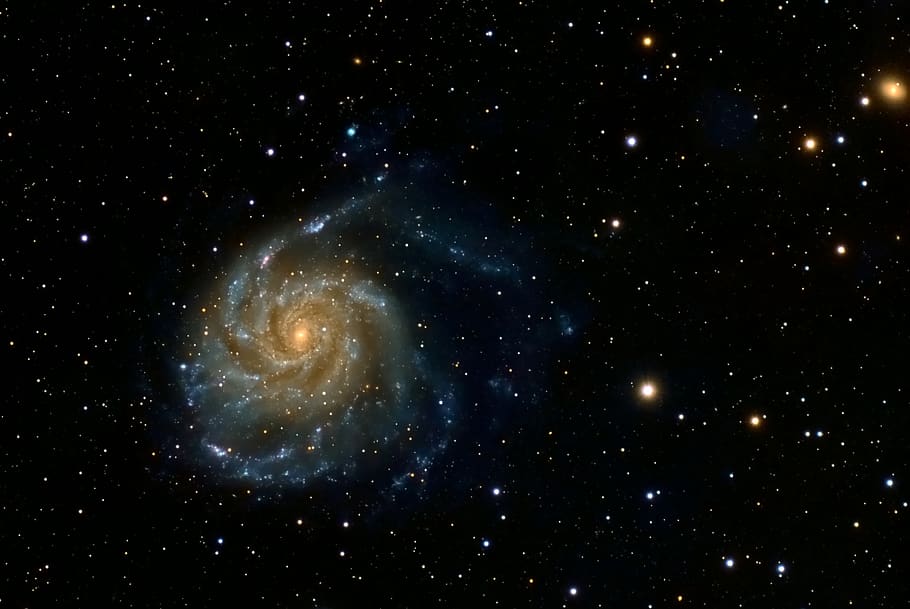 Galaxis, Stern - Raum, Platz, Astronomie, Nacht-, Himmel, Weltraumforschung, Konstellation, Spiral-, keine Leute, Natur, Geheimnis, Satellitenansicht, majestätisch, Unendlichkeit, Schönheit in der Natur, draußen, Wissenschaft, Evolution, Helligkeit, 2K