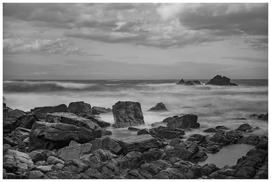 mraky, skály, oceán, pláž, západ slunce, moře, nebe, voda, Skála, mrak - nebe, pevný, rock - objekt, scenics - příroda, horizont, krása v přírodě, automatický post produkční filtr, klidné scény, přistát, klid, horizont nad vodou, přenos tisku, Příroda, nikdo, venku, skalnaté pobřeží, 5K