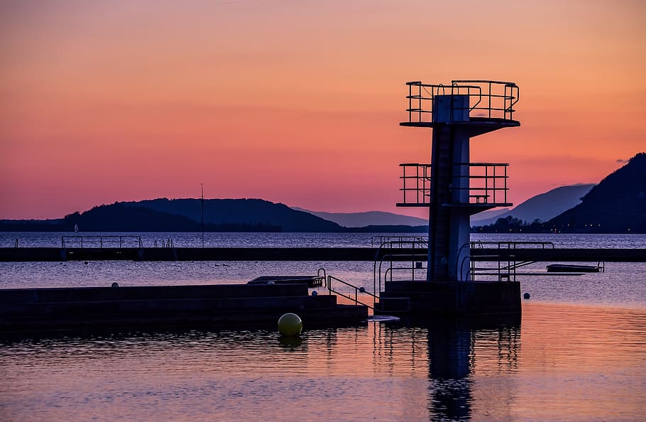 tramonto, lago, immersione, riflessione, colore, crepuscolo, sera, silenzioso, lago di biel bienne, biel, Berna, Svizzera, acqua, cielo, nessuno, architettura, struttura costruita, bellezza nella natura, natura, scenics - natura, attrezzatura per l'illuminazione, montagna, molo, all'aperto, mezzi di trasporto, lungomare, industria, 5K