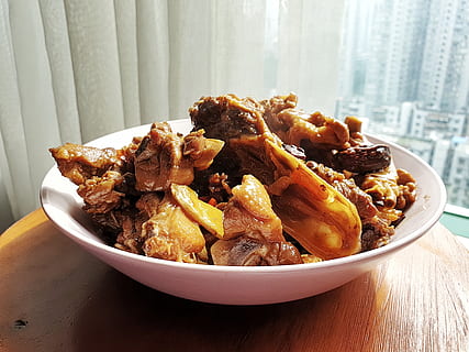China, comida, comida y bebida, listo para comer, mesa, frescura, adentro, tamaño de la porción, carne, plato, de cerca, nadie, naturaleza muerta, cuenco, centrarse en primer plano, alimentación saludable, bienestar, frito, día, carne de pollo, tentación, vajilla, bocadillo, plato de servir, carne blanca, pollo frito, 4K, CC0, dominio público, libre de derechos