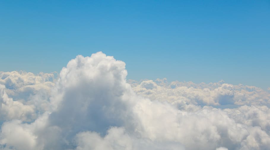 ufuk çizgisi, gökyüzü, bulut, bulut - gökyüzü, cloudscape, mavi, arka, atmosfer, manzaralar - doğa, doğada güzellik, pastoral, insansız, kopya alanı, cennet, doğa, Beyaz renk, huzur, kabarık, Güneş ışığı, çevre, açık havada, rüzgar, yukarıdaki, meteoroloji, yumuşaklık, parlak, 4K