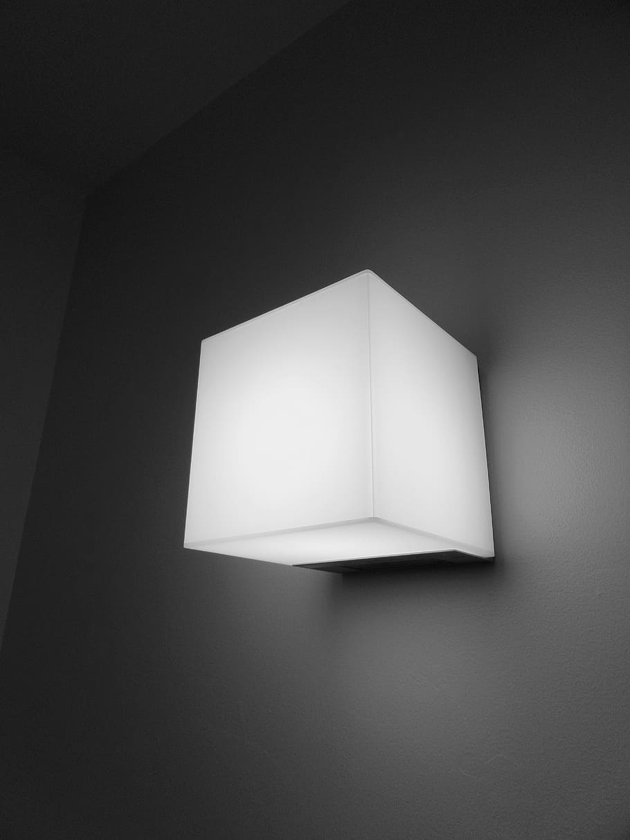 llum, gris, quadrat, passadís, cub, cúbic, negre, a l'interior, còpia espai, equips d’il·luminació, il·luminat, cap gent, funció de construcció de parets, habitació domèstica, interior de casa, llum elèctrica, fosc, forma geomètrica, Color blanc, forma, arquitectura, paper, tir de l'estudi, habitació fosca, sostre, buit, 5K