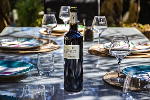 wine, table, place setting, dinner, event, celebration, luxury, dining, plate, brunch, party, elegance, quaint, gourmet, affair, entertaining, home, garden, luxurious, good, life, editorial, glass, food and drink, wineglass, refreshment, drink, container, alcohol, bottle, food, glass - material, no people, still life, focus on foreground, transparent, drinking glass, wine bottle, restaurant, close-up, red wine, setting, 5K, CC0, public domain, royalty free