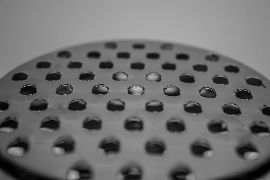 Computer, Elektronik, Computer Tastatur, Hardware-, Computerhardware, Tastatur, Kugel, Loch, Kanal, Kieselstein, Textur, Fußboden, Blase, Weiß, Teer, Medikation, Objektivkappe, Korn, Zubehörteil, Zubehör, Nahansicht, drinnen, Metall, keine Leute, selektiver Fokus, Kreis, Geometrische Figur, gestalten, Muster, Design, Studioaufnahme, Haushaltsausstattung, Stillleben, Hintergründe, einzelnes Objekt, High Angle View, sauber, in einer Reihe, Ausrüstung, silberfarben, 5K