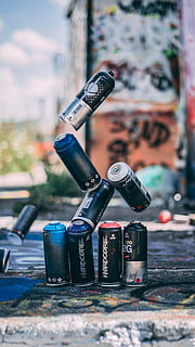 selektiv, Foto fokussieren, fliegend, Sprühfarbe Dosen, O, können, sprühen, schweben, Levitation, Zauber, hängend, Graffiti, Straßenkunst, städtisch, Stadt, Pflaster, Bürgersteig, München, schlachthof, schlachthof münchen, Kunst, draußen, Straße, Ausrüstung, Retro-Stil, Sport, 5K, CC0, gemeinfrei, lizenzfrei