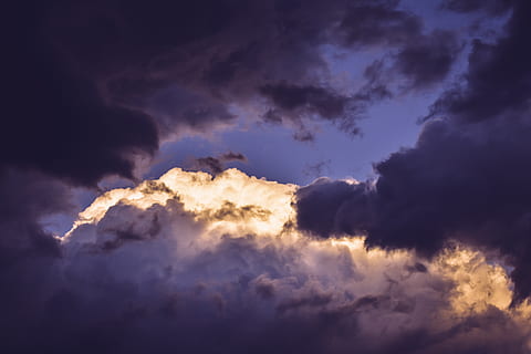 awan kelabu, keadaan mendung, awan, berawan, awan gelap, siang hari, surga, pemandangan, alam, indah, langit, cuaca, awan - langit, badai, keindahan di alam, cloudscape, awan badai, scenics - alam, langit yang dramatis, gelap, tidak ada orang, hujan badai, mendung, latar belakang, di luar rumah, tampilan sudut rendah, menyalin ruang, lingkungan Hidup, meteorologi, kekuatan di alam, iklim, 5K, CC0, domain publik, bebas royalti
