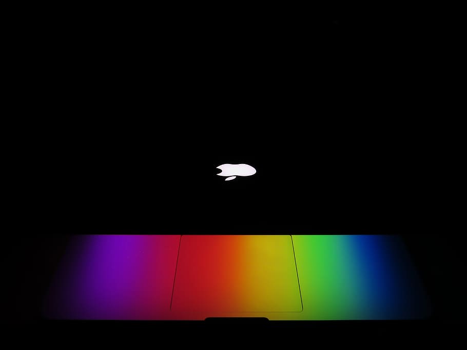 trasformato, macbook di mele, luce, colore, Mac, astratto, buio, arcobaleno, il computer portatile, computer, Mela, track pad, Tech, tecnologia, design, creativo, attività commerciale, personal computer, pc, macintosh, professionista, copia spazio, notte, illuminato, nessuno, cielo, Luna, bellezza nella natura, Inquadratura dal basso, multicolore, natura, silhouette, in casa, scenics - natura, attrezzatura per l'illuminazione, idilliaco, raggiante, luce - fenomeno naturale, 4K