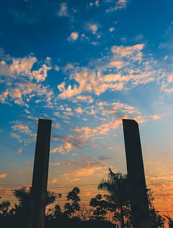 pilíře, nebe, západ slunce, mrak, mraky, lima, Peru, stromy, mrak - nebe, nízký úhel pohledu, strom, architektura, nikdo, Příroda, rostlina, stavba, oranžová barva, krása v přírodě, venku, vysoká - vysoká, silueta, scenics - příroda, architektonický sloup, exteriér budovy, klid, palma, 4K, CC0, veřejná doména, bez autorských práv