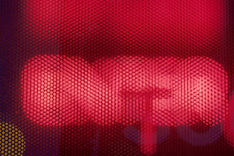 eingeben, Beleuchtung, rot, Muster, Vollbild, Hintergründe, keine Leute, pinke Farbe, beleuchtet, Nahansicht, texturiert, abstrakt, Technologie, drinnen, gestalten, Lichtanlage, Wiederholung, Design, Kunst, Kultur und Unterhaltung, Kunst und Handwerk, glühend, Kommunikation, Nachtleben, 5K, CC0, gemeinfrei, lizenzfrei