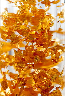 liść, roślina, owoc, Ananas, jedzenie, złoto, folia, złocenie, Ruchomy, film, pyłek, tekstura, metal, kolor, złoty, bity, fotoholgiczny, warstwy, drzewo, wewnątrz, jedzenie i picie, zbliżenie, martwa natura, pełna ramka, żadnych ludzi, świeżość, Gotowy do jedzenia, tła, dobre samopoczucie, wyrozumiałość, pokusa, biżuteria, przekąska, wzór, selektywne skupienie, zdrowe odżywianie, brązowy, kolor pomarańczowy, 2K, CC0, domena publiczna, darmowe zdjęcia