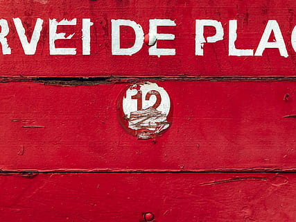 rød, trebrett, hvit, tekst, tekstur, 12, Nummer, Navn, bygning, vegg, tre, forfall, peeling, gammel, de, rojo, farge, sjablong, maleri, maling, reise, presentasjon, skilt, kulturer, symbol, veggbyggingsfunksjon, bakgrunn, gate, arkitektur, gammeldags, 4K, CC0, offentlig domene, opphavsrett gratis