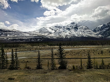 Canadà, alberta, muntanya, neu, temperatura de fred, escenics - natura, cel, bellesa a la natura, núvol - cel, planta, medi ambient, hivern, arbre, escena tranquil·la, muntanya nevada, paisatge, tranquil·litat, escena no urbana, cap gent, Serra, naturalesa, cim de muntanya, formació, 4K, CC0, domini públic, lliure de regalies