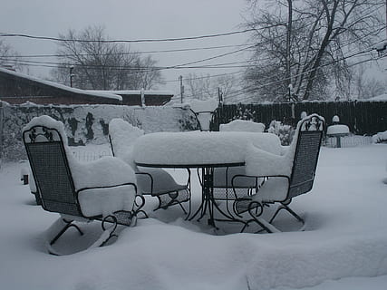 schwarz, Terrassentisch, Stühle, bedeckt, Schnee, kalt, Dekor, zing, Frost, eisig, gefroren, Möbel, Haus, Eis, Landschaft, Licht, Natur, draußen, Terrasse, Zimmer, szenisch, Jahreszeit, Sitz, Schneesturm, Tabelle, Bäume, Wetter, Winter, Holz, kalte Temperatur, weiße Farbe, Baum, kahler Baum, keine Leute, Abdeckung, Pflanze, Stuhl, Feld, Bank, Schönheit in der Natur, Ruhe, Tag, Abwesenheit, extremes Wetter, schneit, schneebedeckter Berg, 1080P, CC0, gemeinfrei, lizenzfrei