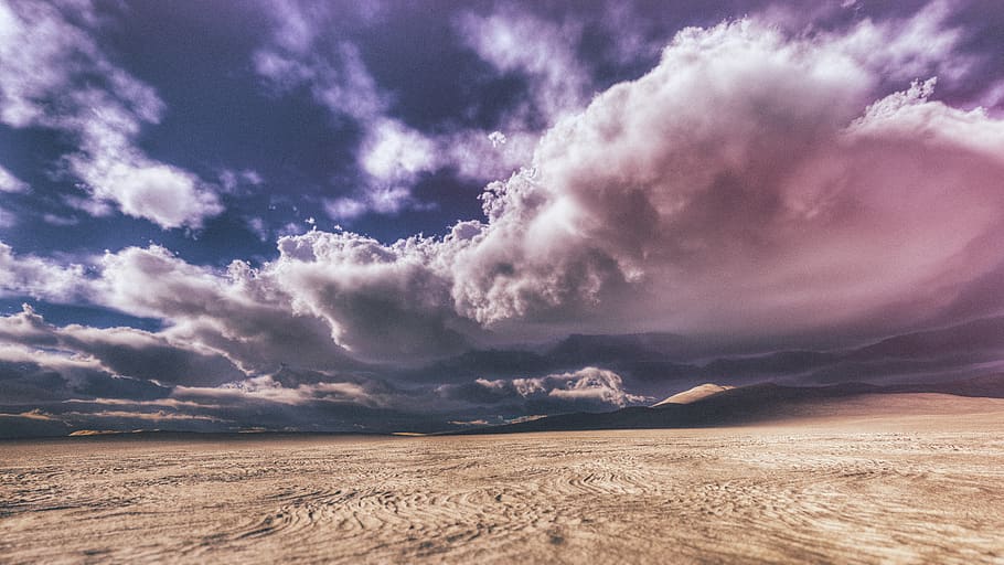 ørken, Mark, skyer, himmel, udendørs, udsigt, landskab, sky - himmel, miljø, skønhed i naturen, jord, natur, dramatisk himmel, storm, scenics - natur, ingen mennesker, sollys, solnedgang, cloudscape, storm sky, horisont over land, bjerg, regn, vind, halvtørre, 2K