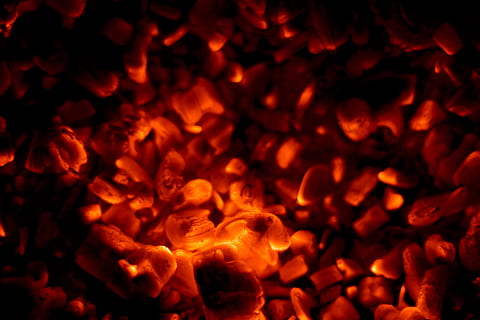 con2011, abstrakt, Hintergrund, wunderschönen, lodern, lodernd, brennen, Nahansicht, explodieren, Explosion, Feuer, Flamme, Hitze, heiß, Verbrennung, Feuer - natürliches Phänomen, Hitze - Temperatur, keine Leute, rot, orange Farbe, große gruppe von gegenständen, Kohle, Natur, Vollbild, glühend, Hintergründe, Fülle, Kommunikation, drinnen, Nacht-, Inferno, Lagerfeuer, schwarzer Hintergrund, 2K, CC0, gemeinfrei, lizenzfrei