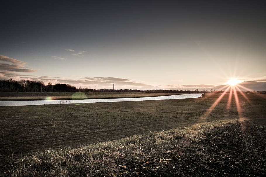 sortida del sol, riu, alba, primavera, principis de la primavera, paisatge, llum, aigua, humor, naturalesa, el sol, idil·li, Pel matí, crepuscle, prat, opole, canal de relleu, cel, sol, tranquil·litat, escenics - natura, llum solar, escena tranquil·la, herba, planta, cap gent, llac, posta de sol, bellesa a la natura, raig de sol, flare de la lent, núvol - cel, a l'aire lliure, brillant, 5K