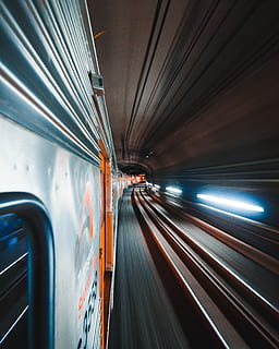 grå, vej, tunnel, tog, bevægelse, sløring, transportere, rejse, jernbane, hastighed, hurtig, underjordisk, metro, undergrundsbane, by-, tog surfing, togbil, Urbex, transportmidler, sløret bevægelse, metrostationen, metrostation, indendørs, station, transportform, jernbanespor, urban scene, arkitektur, moderne, byliv, pendler, inden i, futuristisk, forsvindingspunkt, passager, handling, Trafik, faldende perspektiv, ingen mennesker, folk rejser, forretning, korridor, offentlig transport, metro platform, teknologi, bygget struktur, abstrakt, lang eksponering, 4K, CC0, offentligt domæne, royaltyfrie