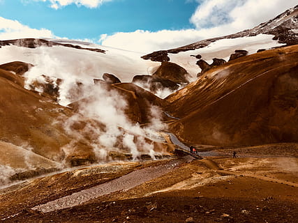 Landschaftsfotografie, Wüste, Pfad, Brücke, Dampf, Heiße Quelle, schneebedeckt, Berg, Island, Hochland, Himmel, Gipfel, Hang, Hügel, draussen, Wanderung, erkunden, Natur, Landschaft, draußen, szenen, Reise, Schnee, Rock - Objekt, Vulkan, Straße, wolke - himmel, Sommer-, Wandern, Abenteuer, Tourismus, Land, Menschen, Schönheit in der Natur, berühmter Platz, 4K, CC0, gemeinfrei, lizenzfrei