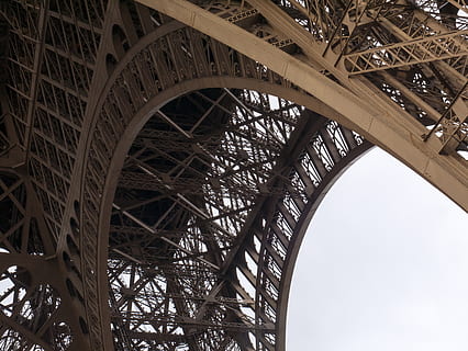 paris, eiffeltower, arquitectura, estructura construïda, vista d’angle baix, metall, arc, destinacions de viatge, turisme, torre, enginyeria, ciutat, història, el passat, viatjar, ferro, pont, característica arquitectònica, alta - alta, naturalesa, a l'aire lliure, pont d’arc, sostre, arquitectura i art, lloc, 4K, CC0, domini públic, lliure de regalies