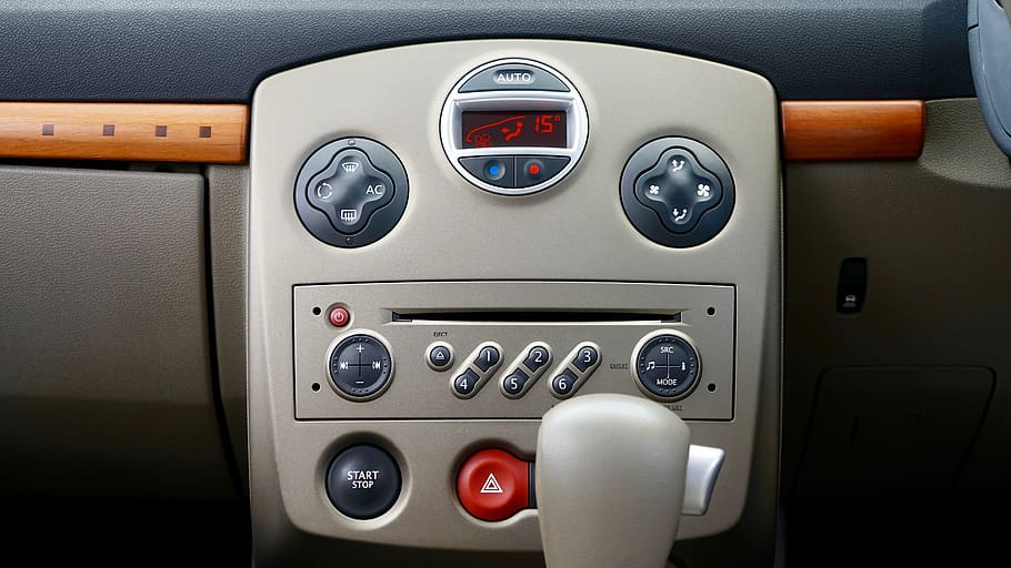 gris, 2-din, Unitat de capçal de 2 din, àudio, automàtic, automòbil, automoció, botons, cotxe, interior del cotxe, canal, comoditat, control, panell, marcar, conduir, electrònica, entreteniment, palanca de canvis, disseny d'interiors, perilla, palanca, luxós, música, jugador, ràdio, canvi, velocímetre, estèreo, interruptor, sistema, tecnologia, sistema de transport, vehicle, volum, panell de control, interior del vehicle, manera de transport, transport, a l'interior, polsador, cap gent, luxe, vehicle aeri, avió, primer pla, nombre, vaixell nàutic, 5K