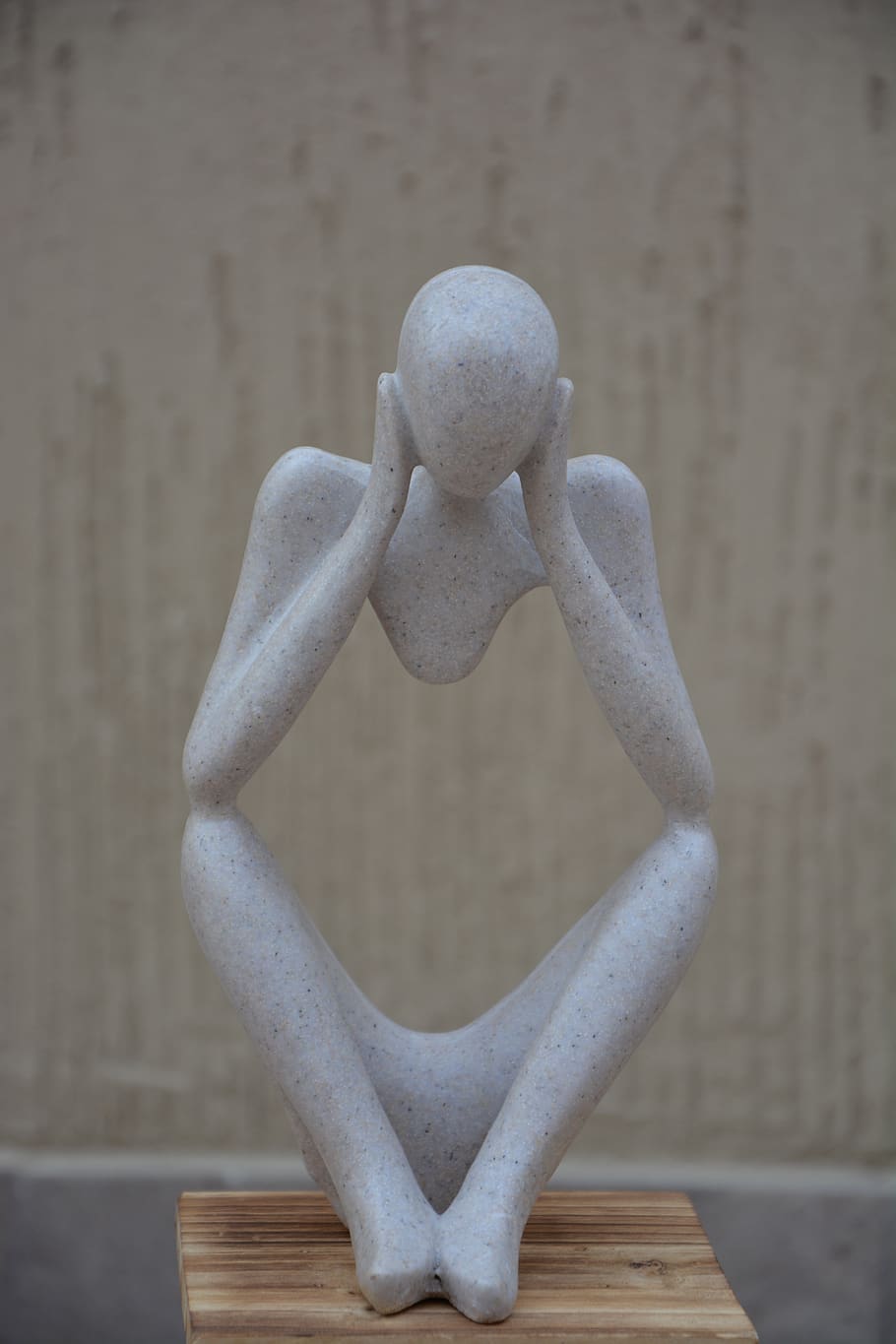 autisme, pensar, 3d, material de fusta, forma del cor, primer pla, a l'interior, cap gent, creativitat, centrar-se en primer pla, art i artesania, emoció, taula, emoció positiva, disseny, funció de construcció de parets, natura morta, amor, forma, dia, artesania, patró, escultura, 5K