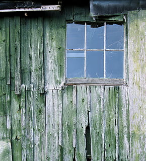 fenêtre en verre fermé, la nature, en plein air, campagne, bâtiment, rural, logement, cabane, la fenêtre, abri, bois, maison, porte, cabine, champ, prairie, décoration de maison, appentis, obturateur, rideau, bois - matériau, architecture, vieux, journée, structure construite, personne, abandonné, altéré, Sécurité, protection, fermé, endommagé, extérieur du bâtiment, plein cadre, verre - matériel, détérioration, cadre de fenêtre, 1080P, CC0, domaine public, libre de droits