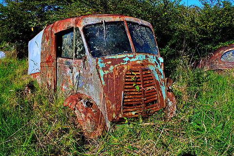 rusty, van, decrepit, abandoned, damaged, obsolete, run-down, decline, old, mode of transportation, deterioration, transportation, plant, bad condition, metal, field, land vehicle, weathered, day, land, car, motor vehicle, no people, ruined, crash, outdoors, demolished, 5K, CC0, public domain, royalty free