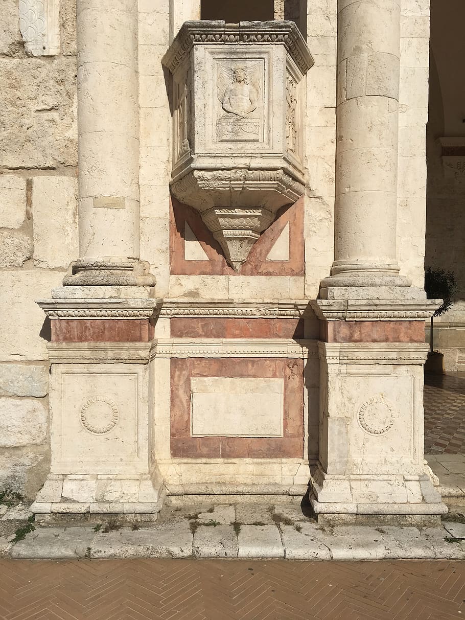 edifici, arquitectura, columna, pilar, paret, cripta, llosa, pedra, spoleto, Itàlia, vermell, Duomo di spoleto, duomo, façana, ornamentat, beix, arquejat, arc, arqueologia, monument, estructura construïda, el passat, columna arquitectònica, història, cap gent, exterior de l'edifici, dia, vell, art i artesania, artesania, destinacions de viatge, antic, talla - producte artesanal, a l'aire lliure, religió, creativitat, funció de construcció de parets, creença, civilització antiga, 4K
