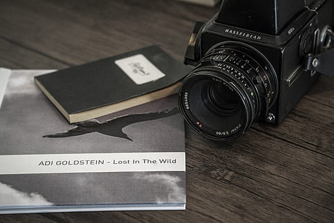 HASSELBLAD, กล้อง, หนังสือ, สมุดบันทึก, เลนส์, ย้อนยุค, การถ่ายภาพ, กระดาษ, ธีมการถ่ายภาพ, กล้อง - อุปกรณ์ถ่ายภาพ, ข้อความ, ตาราง, อุปกรณ์ถ่ายภาพ, เทคโนโลยี, เอกสาร, สคริปต์ตะวันตก, ในบ้าน, ยังมีชีวิตอยู่, กล้องดิจิตอล, มุมมองมุมสูง, เลนส์ - เครื่องมือแสง, ไม่มีคน, การสื่อสาร, ไม้ - วัสดุ, กล้อง slr, 8K, CC0, โดเมนสาธารณะ, ค่าลิขสิทธิ์ฟรี