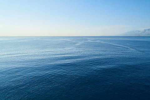 marinier, Golf, structuur, patroon, blauw, water, natuur, oceaan, zomer, landschap, achtergrond, schoon, kalmte, leven, zee, scenics - natuur, schoonheid in de natuur, hemel, rustige scène, waterkant, horizon, horizon over water, idyllisch, geen mensen, heldere lucht, dag, kopie ruimte, niet-stedelijke scène, buitenshuis, 8K, CC0, publiek domein, royaltyvrij
