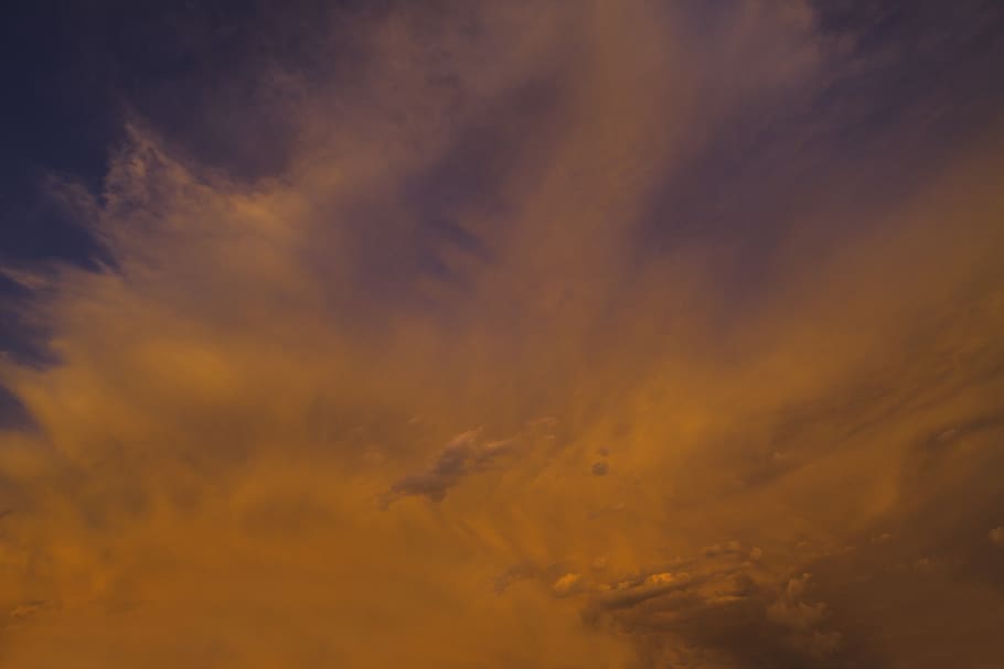 cloudformation, daurat, hores, naturalesa, a l'aire lliure, cel, posta de sol, cel vermell, vespre, alba, sortida del sol, núvol, sol, llum solar, Cúmulus, temps, pastisseria, menjar, dolços, Serra, muntanya, mesa, flamarada, núvol - cel, bellesa a la natura, fons, color taronja, marc complet, tranquil·litat, cap gent, escenics - natura, vista d’angle baix, escena tranquil·la, idíl·lic, cel dramàtic, resum, cloudscape, groc, fons abstractes, meteorologia, 5K