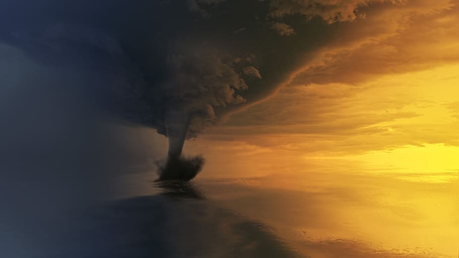 tornado, cisalla de vent, oceà, núvols, tempesta, posta de sol, alba, panorama, cel, tarda, crepuscle, humor, atmosfera, bellesa a la natura, escenics - natura, aigua, núvol - cel, naturalesa, mar, tranquil·litat, escena tranquil·la, cap gent, moviment, escena no urbana, idíl·lic, color taronja, poder, a l'aire lliure, medi ambient, poder a la natura, 5K