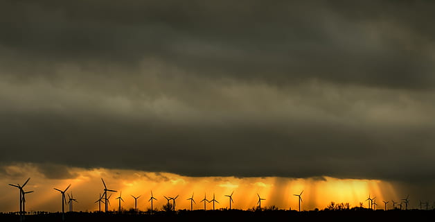 windräder, clouds, sunlight, wind power, dramatic, rain clouds, fear, weather, sunbeam, wind energy, energy, landscape, power generation, abendstimmung, environment, sunset, storm clouds, cloud cover, silhouette, weird, cloud - sky, renewable energy, alternative energy, turbine, fuel and power generation, wind turbine, sky, environmental conservation, beauty in nature, nature, scenics - nature, no people, overcast, dramatic sky, wind, sustainable resources, power in nature, outdoors, ominous, 5K, CC0, public domain, royalty free