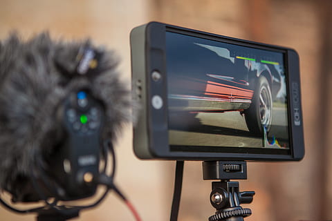 Černá, android smartphone, selfie, lepit, Fotoaparát, elektronika, zařízení, mikrofon, monitor, mustang, ronin, obrazovka, fotit, technologie, počítač, uvnitř, sdělení, detail, média, spojení, počítačové vybavení, počítačový monitor, obrazovky přístroje, zaměřit se na popředí, umělecká kultura a zábava, domácí videokamera, selektivní zaměření, studio shot, bezdrátové technologie, televizní sada, nahrávací studio, natáčení, 5K, CC0, veřejná doména, bez autorských práv