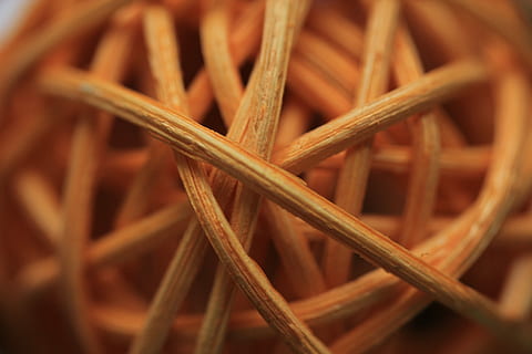 bola, hilo, tejeduría, enredo, de cerca, comida y bebida, comida, nadie, marrón, agricultura, planta, planta de cereal, enfoque selectivo, antecedentes, trigo, cultivo, naturaleza, integral, fotograma completo, cesta, material de madera, envase, frescura, grano integral, 2K, CC0, dominio público, libre de derechos