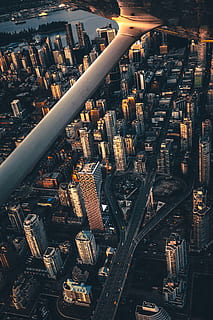 paisaje urbano, día, arquitectura, nadie, estructura construida, exterior del edificio, ciudad, vista de alto ángulo, gran grupo de objetos, edificio, abundancia, fotograma completo, metal, antecedentes, rascacielos, al aire libre, Distrito residencial, altura maxima, edificio de oficinas exterior, 5K, CC0, dominio público, libre de derechos