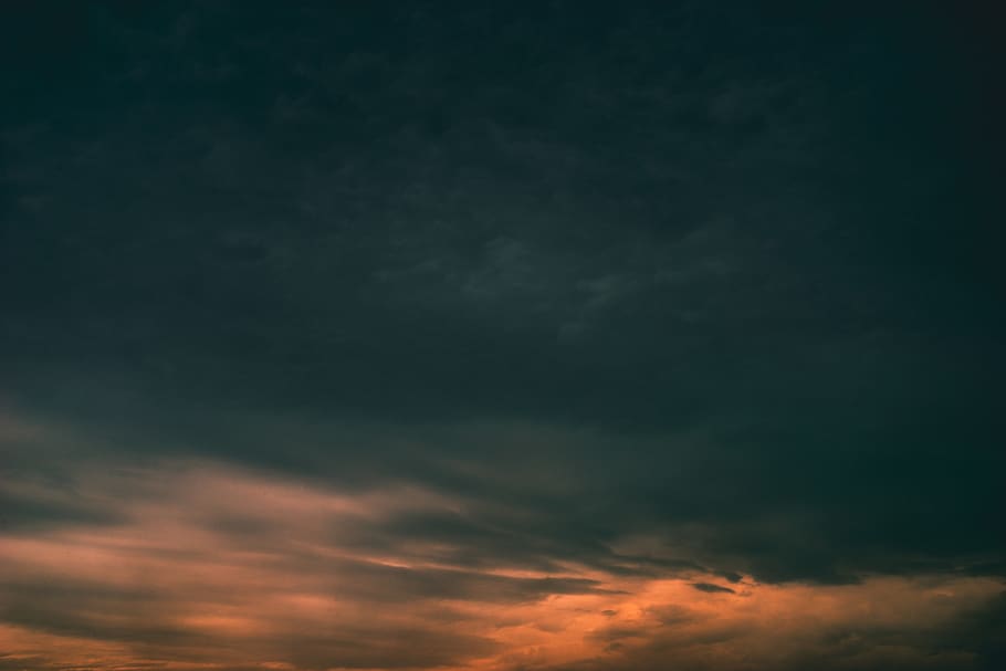 hvid, overskyet, himmel, dagtimerne, natur, udendørs, skumring, daggry, Sky, solnedgang, rød himmel, sol, vejr, cumulus, solopgang, gul, skyer, fin kunst, blå, landskab, silhuet, sollys, nat, sky - himmel, skønhed i naturen, scenics - natur, ro, rolig scene, lav vinkel visning, ingen mennesker, idyllisk, dramatisk himmel, cloudscape, baggrunde, orange farve, majestætisk, fuld ramme, meteorologi, ildevarslende, 5K