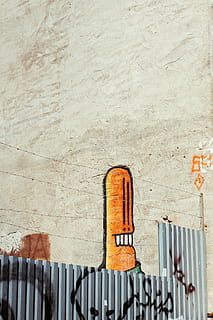 slovensko, bratislava, zeď, animace, oranžový, městský, umění, malovat, plot, pouliční umění, charakter, ruka, ilustrace, město, barva, urbex, graffiti, nástěnný prvek, architektura, nikdo, stavba, text, den, dřevo - materiál, sdělení, bariéra, hranice, kopie prostor, celý rám, venku, texturou, bezpečnost, pozadí, ochrana, exteriér budovy, 4K, CC0, veřejná doména, bez autorských práv