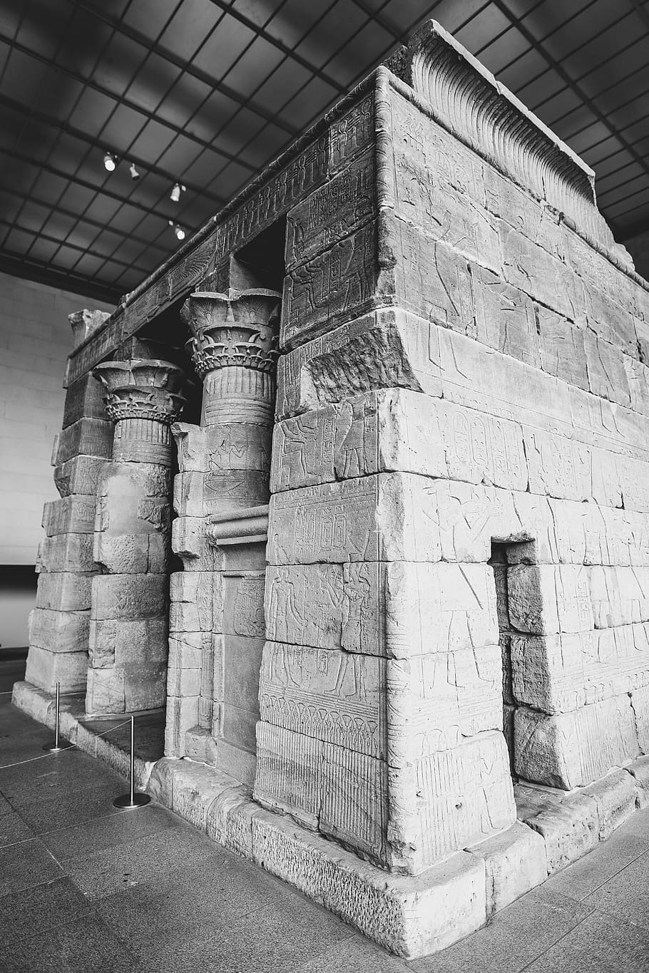 costruzione, architettura, colonna, pilastro, parete, rovine, archeologia, cripta, calcestruzzo, arco, arcuato, suolo, Quartiere, urbano, santuario, Partenone, culto, tempio, bunker, cilindro, struttura costruita, colonna architettonica, giorno, storia, il passato, nessuno, esterno dell'edificio, vecchio, antico, Inquadratura dal basso, all'aperto, religione, credenza, luogo di culto, di fila, turismo, destinazioni di viaggio, spiritualità, antica civiltà, rovinato, colonnato, 5K