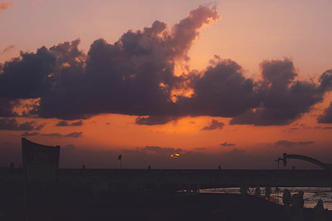 solnedgang, sol, udsigt, rød, himmel, skyer, hav, Havn, strand, REDSKY, sky - himmel, silhuet, skønhed i naturen, orange farve, scenics - natur, natur, arkitektur, bygget struktur, rolig scene, vand, ro, ingen mennesker, udendørs, idyllisk, bygning udvendig, skumring, 5K, CC0, offentligt domæne, royaltyfrie
