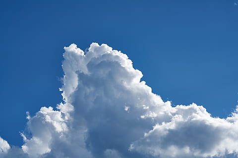 Sky, hvid, himmel, skyer, blå, luft, natur, landskab, høj, åben, skønhed, smuk, atmosfære, abstrakt, udsigt, miljømæssige, baggrund, fond, ilt, klima, sæson, naturlig, berolige, scene, sky - himmel, cloudscape, baggrunde, hvid farve, fluffy, skønhed i naturen, scenics - natur, ingen mennesker, miljø, vind, idyllisk, ro, levende farve, udendørs, blødhed, frihed, lyse, meteorologi, 8K, CC0, offentligt domæne, royaltyfrie