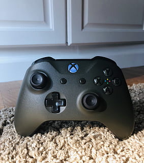 controller, xbox, technology, remote control, control, close-up, indoors, no people, remote, day, push button, still life, television set, rug, connection, black color, focus on foreground, single object, relaxation, house, electrical equipment, 1080P, CC0, public domain, royalty free