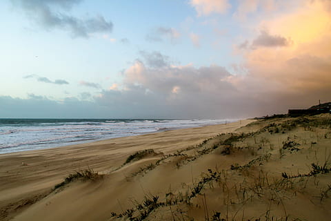 seashore, blue, sky, white, clouds view, beach, clouds, dune, grass, landscape, nature, ocean, outdoors, sand, sea, seascape, shore, water, waves, land, scenics - nature, beauty in nature, cloud - sky, tranquility, tranquil scene, horizon over water, horizon, idyllic, sunset, no people, non-urban scene, marram grass, 4K, CC0, public domain, royalty free