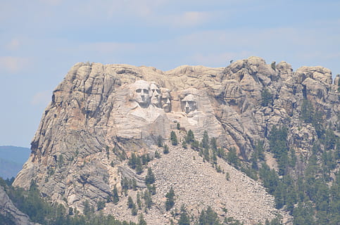 fjern, mount, rushmore, bjerg, klippe, himmel, natur, miljø, dag, skønhed i naturen, solid, rejse, ingen mennesker, jord, landskab, rejsemål, rock-objekt, formation, bjergkæde, bjergtop, udendørs, scenics - natur, ikke-urbane scene, 4K, CC0, offentligt domæne, royaltyfrie