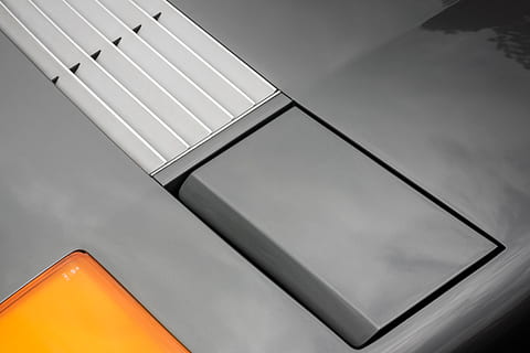 grå overflate, Sveits, geneva, laptop, pc, datamaskin, elektronikk, grå, kjøretøy, transport, bil, bygning, arkitektur, møbler, vindu, aluminium, stol, biler, automotive, sportsbil, ingen folk, nærbilde, mønster, lav vinkel visning, bygget struktur, dag, innendørs, himmel, bakgrunn, metall, abstrakt, sollys, natur, sikkerhet, veggbyggingsfunksjon, sky - himmel, tak, 5K, CC0, offentlig domene, opphavsrett gratis