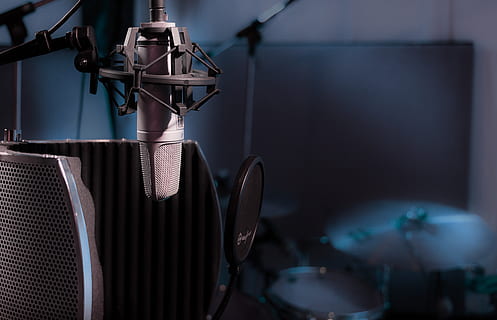 studio, micro, microfon, cântat, înregistrări de studio, muzică, înregistrare, mare diafragma, albastru, gri, înregistrarea vocală, vorbitor, carte audio, în interior, a închide, să se concentreze asupra primelor elemente, preparare, nici o persoana, aparat, tehnologie, metal, camera de zi, tambur - instrument de percuție, echipament, Studio de inregistrari, arta culturii și divertismentului, zi, bucătărie, temperatura - temperatură, dispozitiv de intrare, etapă, 4K, CC0, domeniu public, fără drepturi de autor