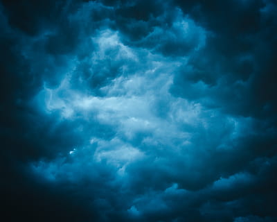 nuvens azuis, nuvem, céu, ao ar livre, natureza, clima, Hanói, Vietnã, tempestade, padronizar, furacão, trovoada, relâmpago, leve, atmosfera, mínimo, abstrato, cumulus, nuvem - céu, cloudscape, céu dramático, Sombrio, origens, nublado, beleza na natureza, noite, Nuvem de tempestade, ninguém, céu mal-humorado, azul, meio Ambiente, sinal de aviso, vento, poder na natureza, sinistro, chuva, azul escuro, meteorologia, fundos abstratos, 4K, CC0, domínio público, royalty free