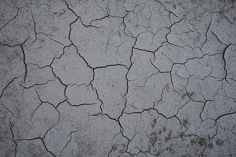 sec, sòl, estructura, sequera, esquerdes, naturalesa, terra, desert, argila, clima, crack, erosió, esquerdat, marc complet, fons, clima àrid, medi ambient, textura, escenics - natura, patró, patró natural, cap gent, qüestions ambientals, terrenys extrems, dia, brutícia, estèril, resum, a l'aire lliure, fang, depressió, 5K, CC0, domini públic, lliure de regalies