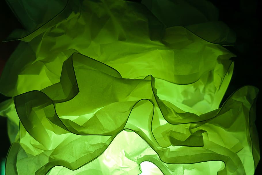 tèxtil verd, paper, textura, verd, lleugeresa, fons de pantalla, resum, color, reflecteix, colors, fons, vol, tovallola, tovallola de paper, teixit, seda, paper d'alumini, alumini, art, vellut, confeti, color verd, tèxtil, marc complet, cap gent, full, primer pla, a l'interior, part de la planta, patró, naturalesa, tir de l'estudi, medi ambient, dia, material, arrugat, vista d’angle alt, llum solar, 4K